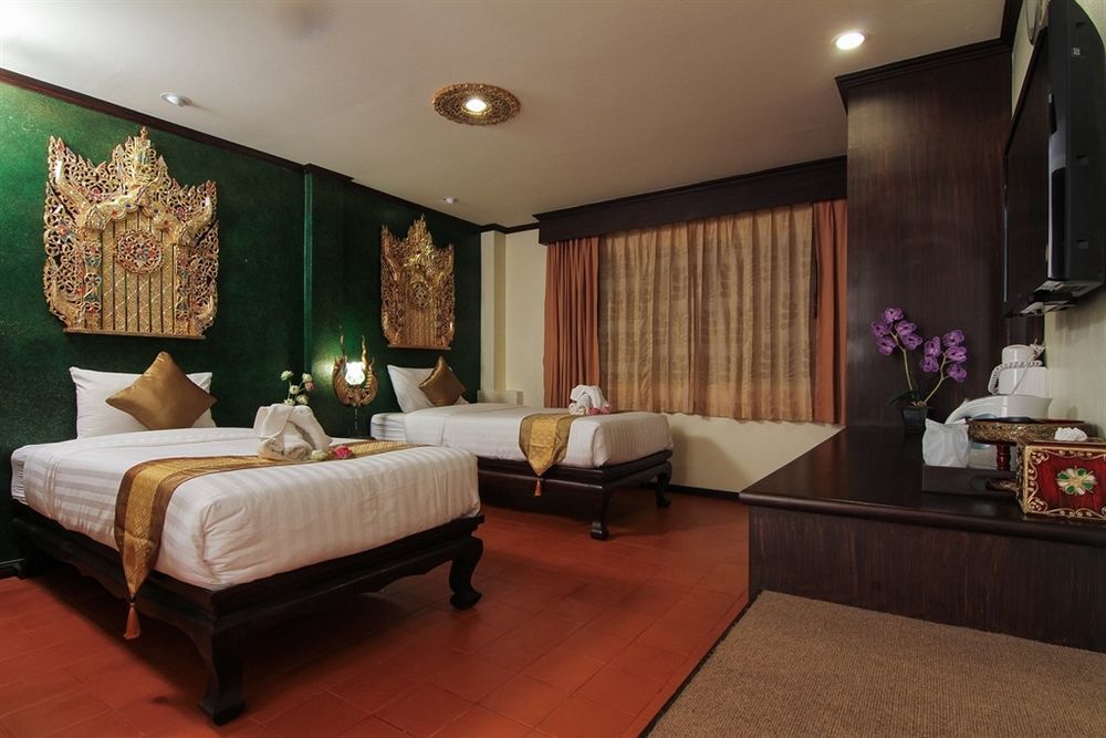 Pl Guesthouse Patong 外观 照片