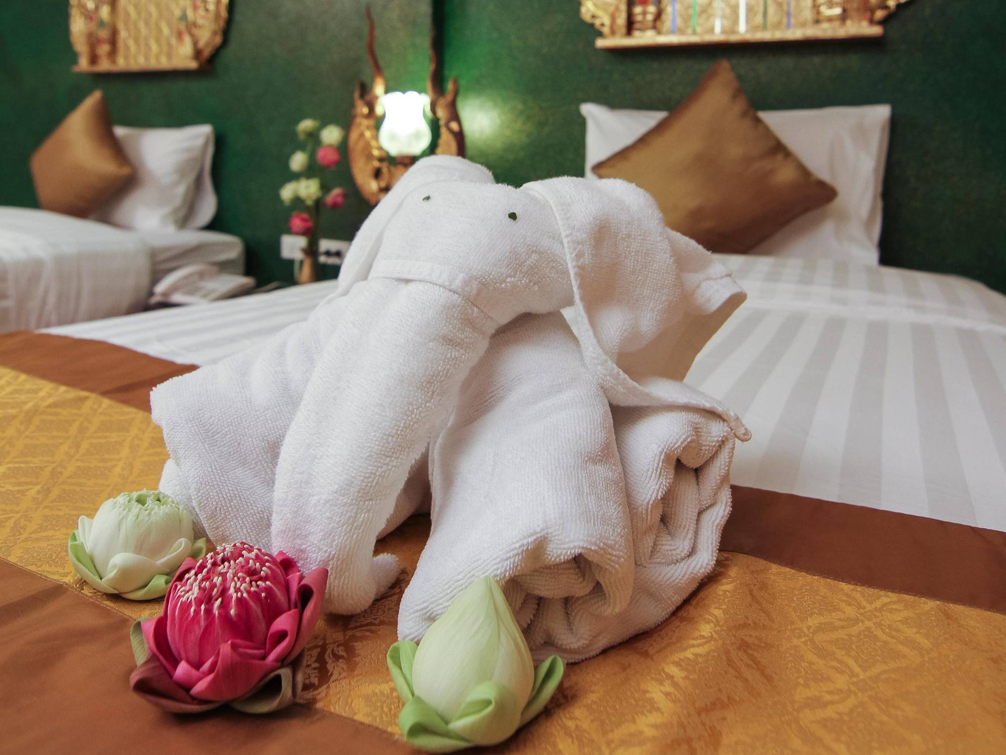 Pl Guesthouse Patong 外观 照片